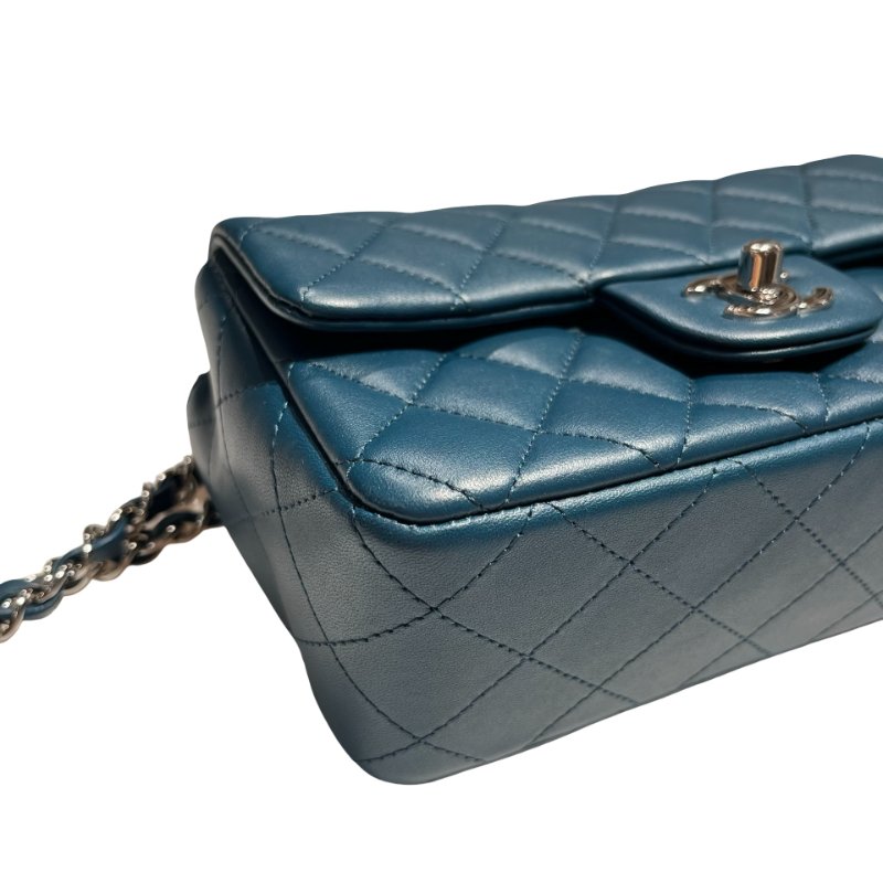 CHANEL MINI CF 20CM-9