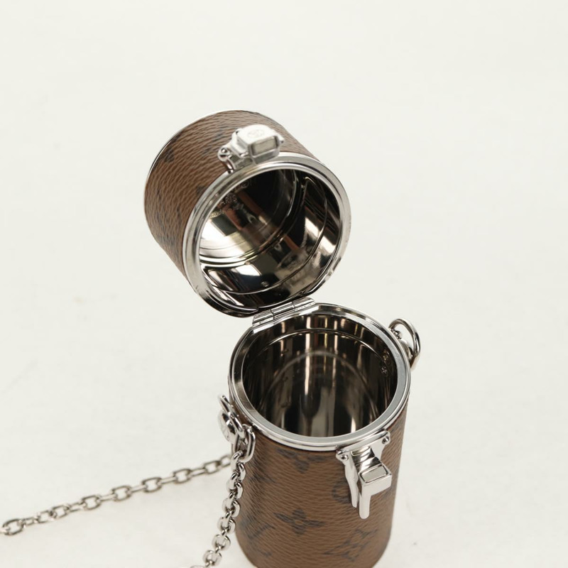 【日本直送】路易威登 Monogram Reverse 唇膏盒化妝包 MP2407 正品 136564M-8