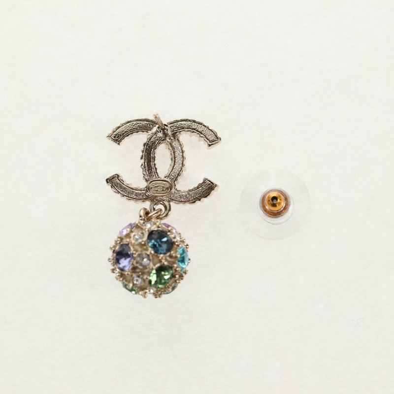 【日本直送】香奈兒 (CHANEL) 銀色金屬雙C吊墜，貨號 136569M-11