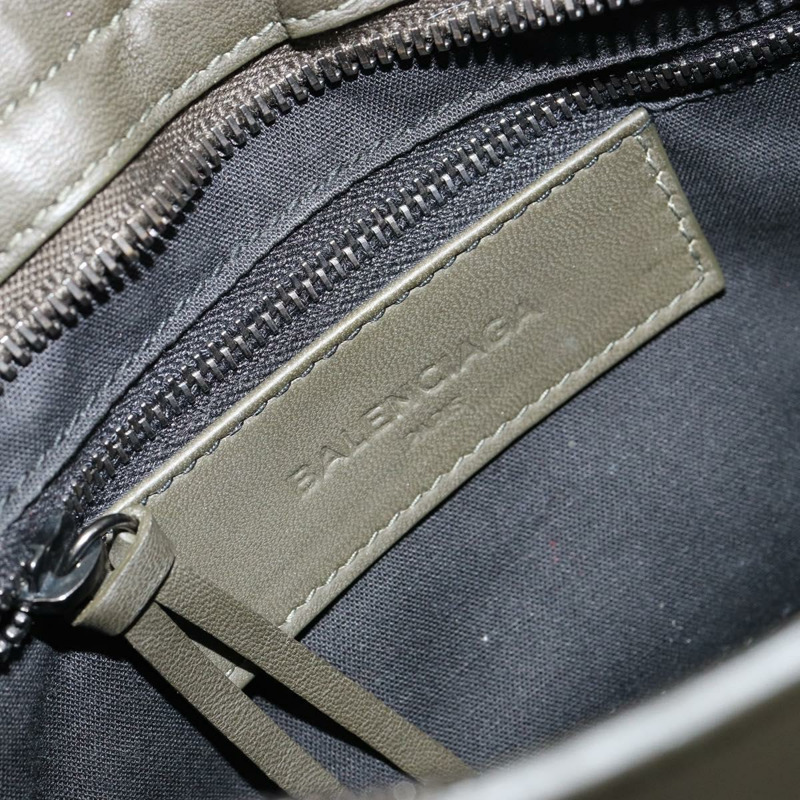 【日本直送】BALENCIAGA 經典迷你都會包 尼龍皮革 兩用 卡其色 300295 Auth am9459V-21