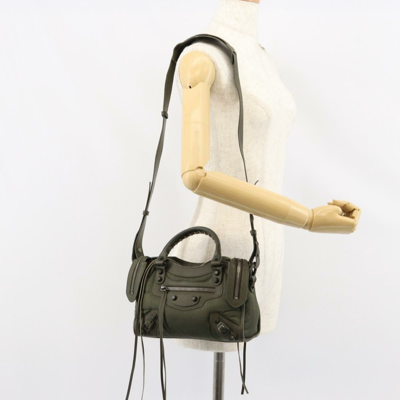 【日本直送】BALENCIAGA 經典迷你都會包 尼龍皮革 兩用 卡其色 300295 Auth am9459V-26