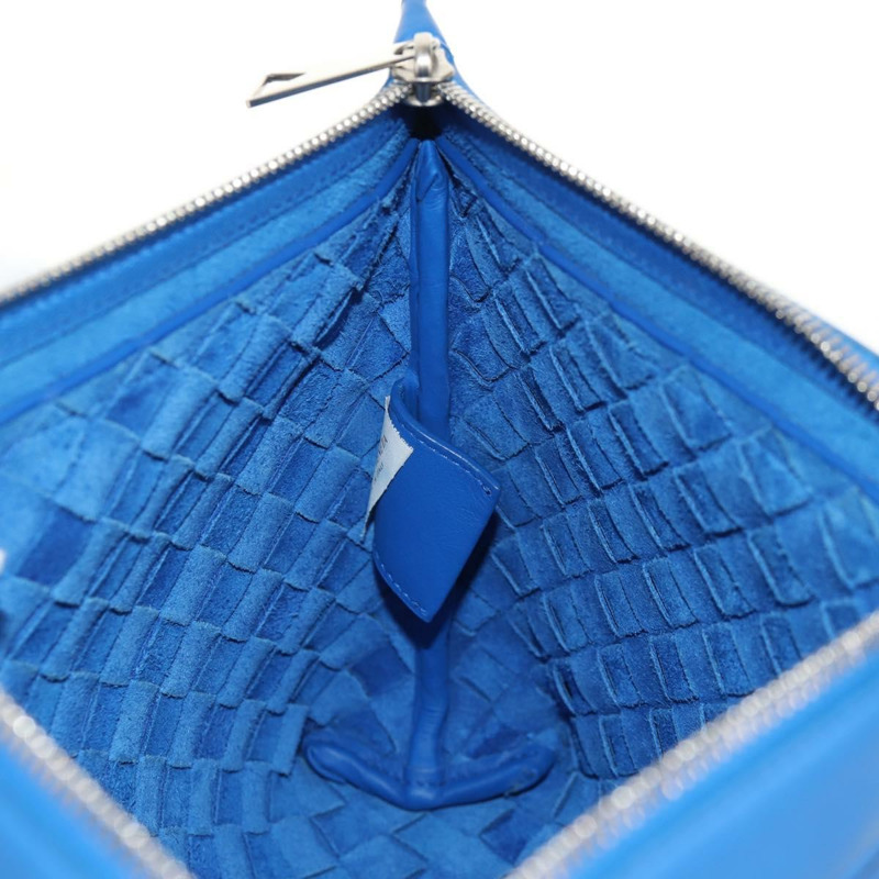 【日本直送】BOTTEGA VENETA MAXI INTRECCIATO 包皮革藍白色 651852 正品 147034M-17