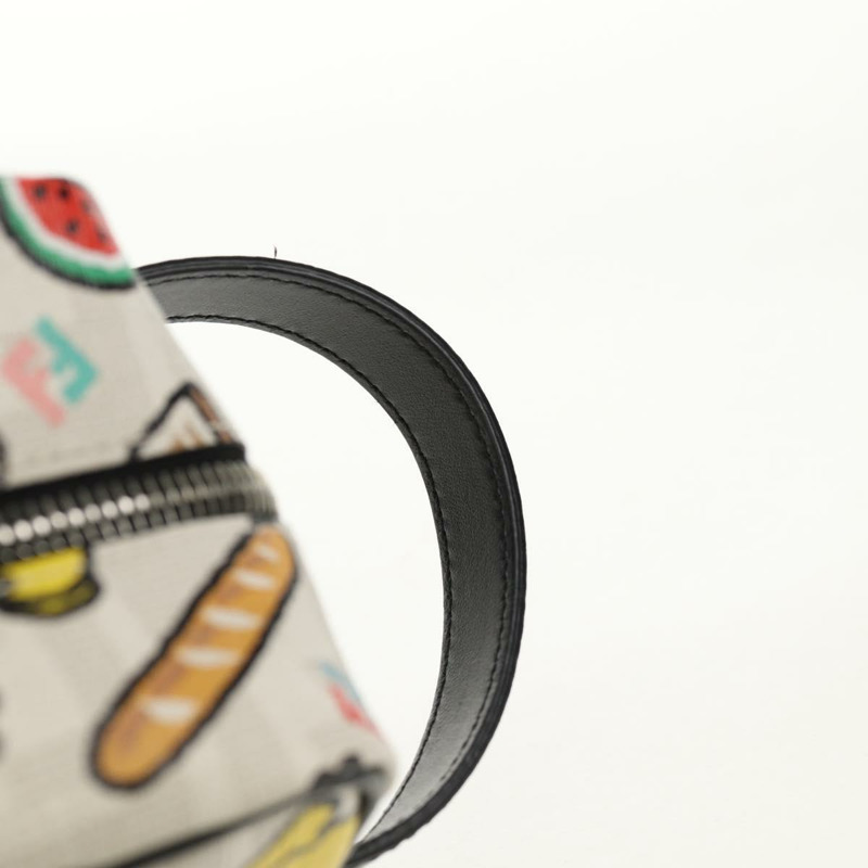 【日本直送】FENDI Zucca帆布手拿包 白色 銀色 正品 140366M-16