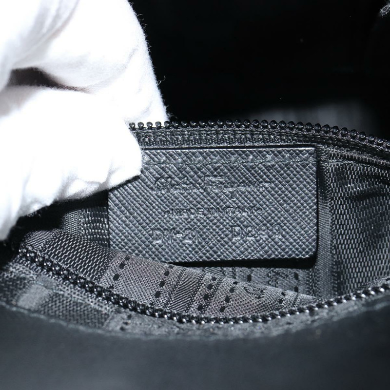 【日本直送】Salvatore Ferragamo Gancini 手提包，黑色銀色皮革，正品 am9462V-11