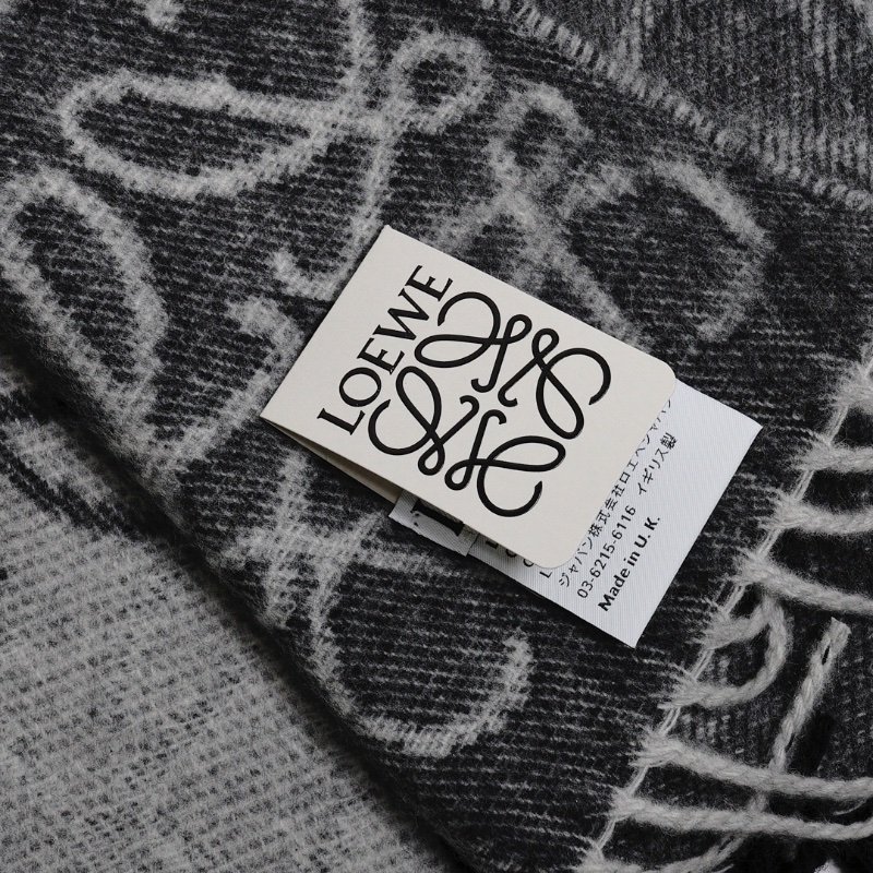 LOEWE 精選暢銷款羊毛/喀什米爾圍巾-1
