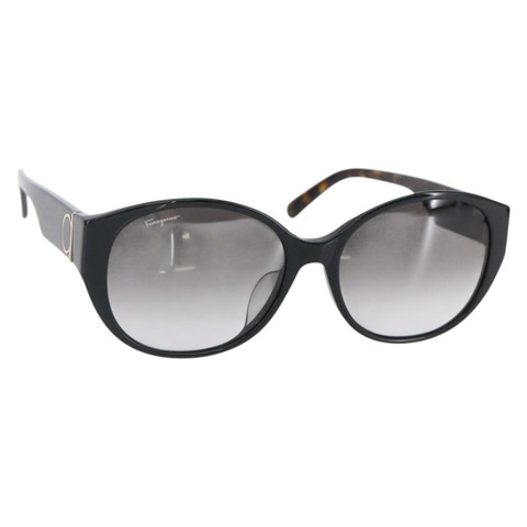 Salvatore Ferragamo 黑色塑膠太陽眼鏡 正品 BA7288V