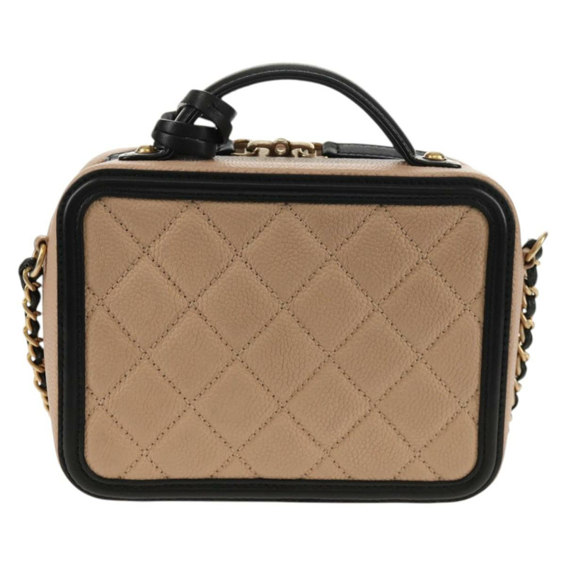 【日本直送】香奈兒 CC 鏤空鏈條化妝包 魚子醬皮 米色 金色 CC 標誌 正品 fm4940M-2