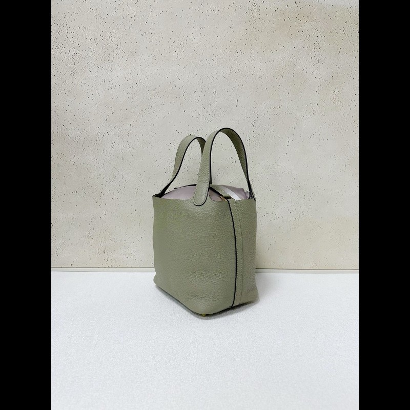 Hermes picotion 18
鼠尾草绿金扣-1