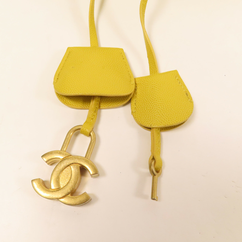 CHANEL 牛皮皮革Vanity Case金扣手挽肩背兩用袋-6