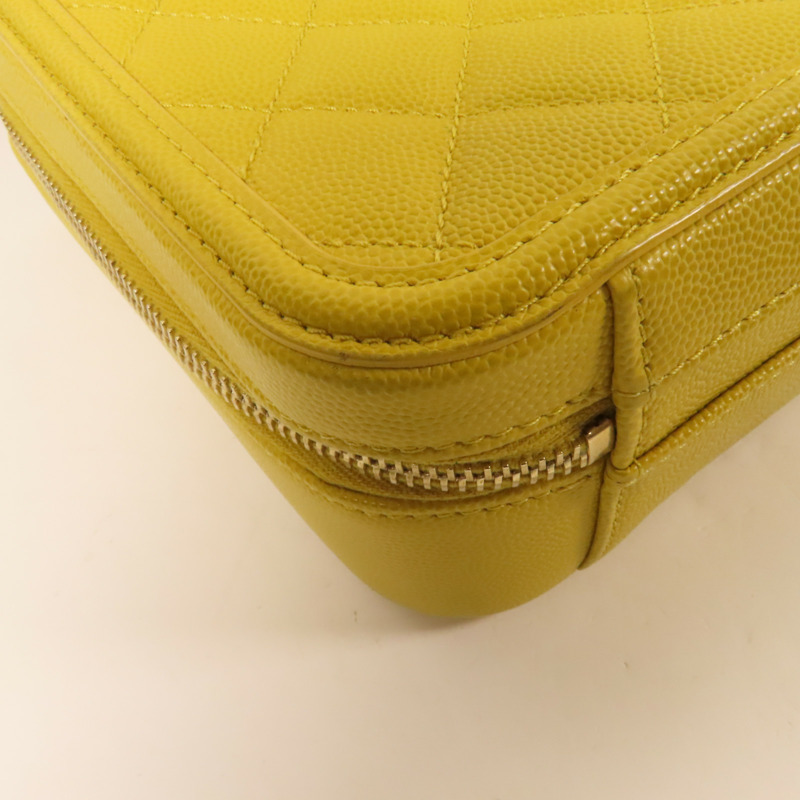 CHANEL 牛皮皮革Vanity Case金扣手挽肩背兩用袋-12