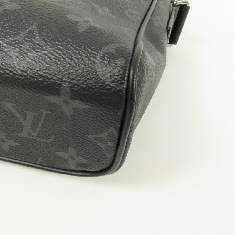 LOUIS VUITTON Monogram Eclipse District PM肩背袋-10