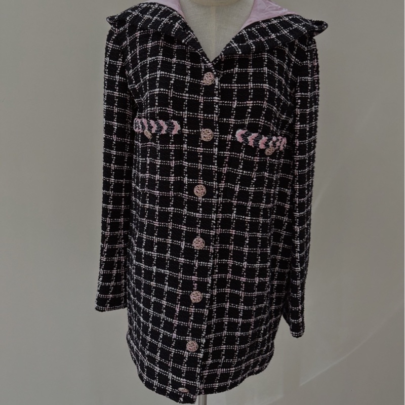 CHANEL 24S粗花呢黑粉格中長版連帽外套 38碼-0