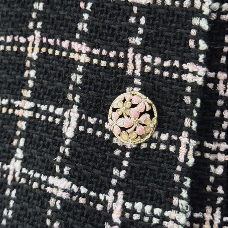 CHANEL 24S粗花呢黑粉格中長版連帽外套 38碼-3