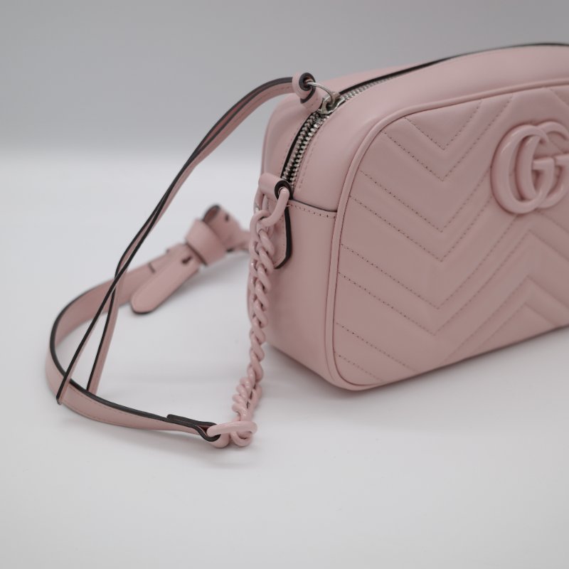 超級新🌟【 🇯🇵日本限量色🌸小編推薦 】Gucci 古馳 Marmont 全粉色 櫻花粉 牛皮 拉鍊 相機包-5