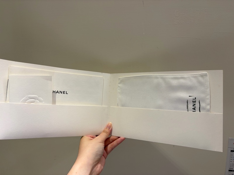 Chanel黑色抽繩水桶包-8