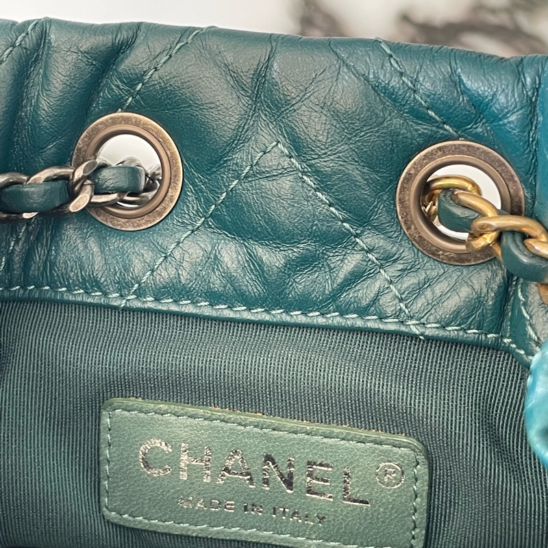 Chanel 流浪背包墨綠色-9