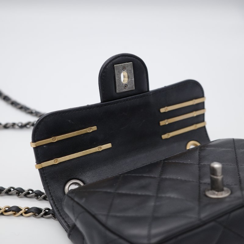 22C限量款 Chanel 香奈兒  CF18 CF Mini 珍珠墜飾 水鑽Logo 黑色羊皮 鏈帶包 口蓋包 斜跨包-13