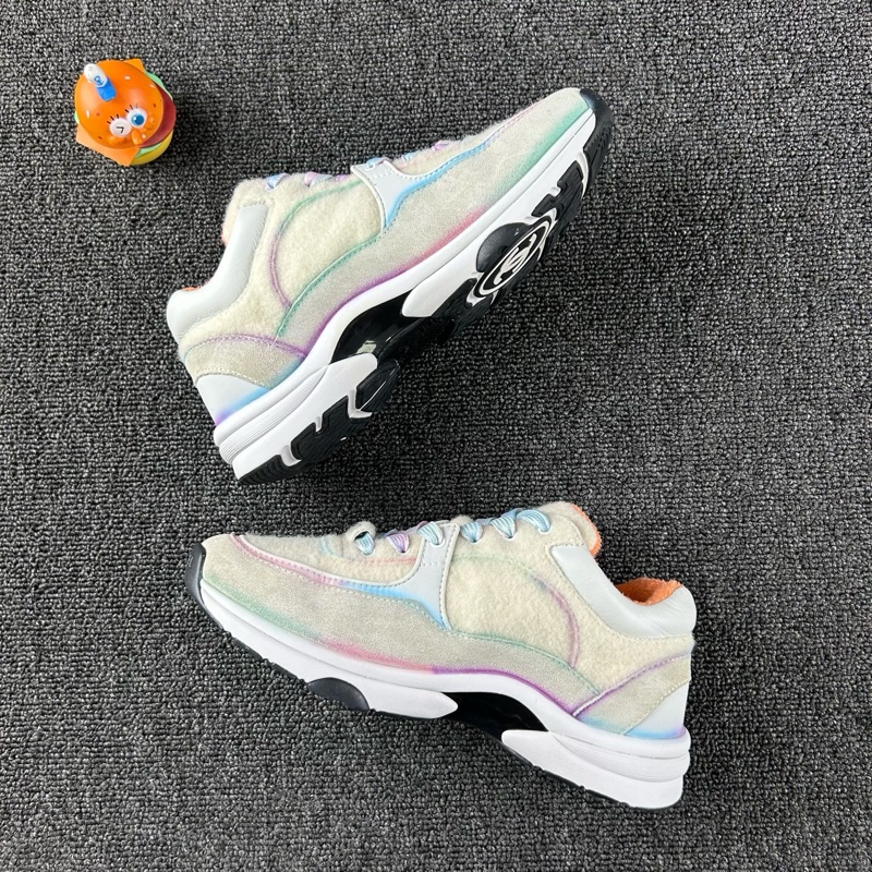 Chanel香奈兒絨面彩色運動鞋 尺碼：37-2