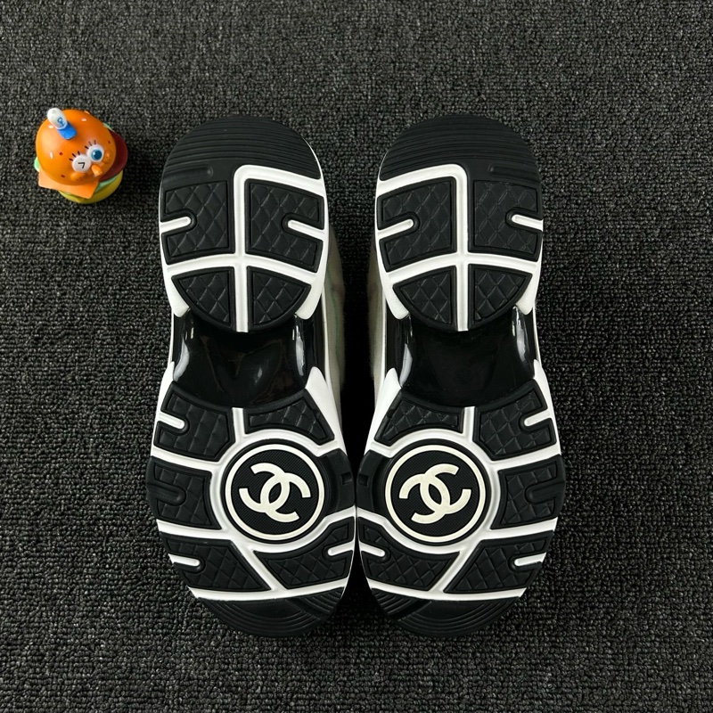 Chanel香奈兒絨面彩色運動鞋 尺碼：37-7