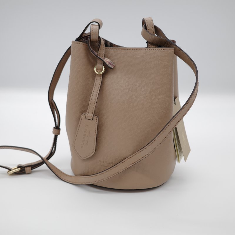 Burberry 博柏利 牛皮 卡其色 經典格紋 水桶包 單肩包 斜挎包-0