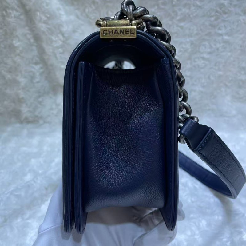 Chanel Leboy 系列復古金扣菱格紋手袋-2