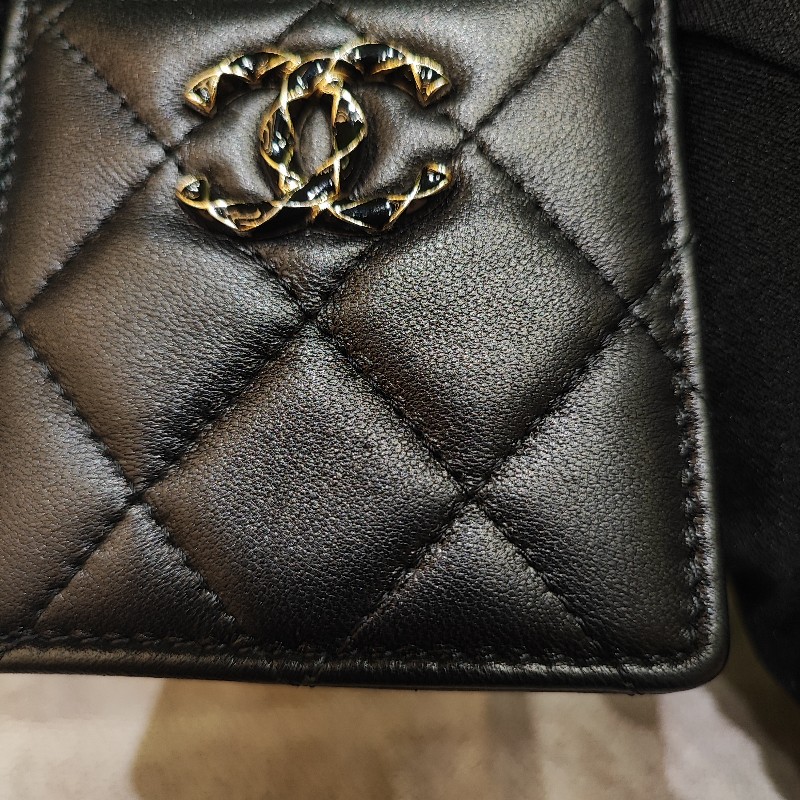 Chanel Card Holder-14