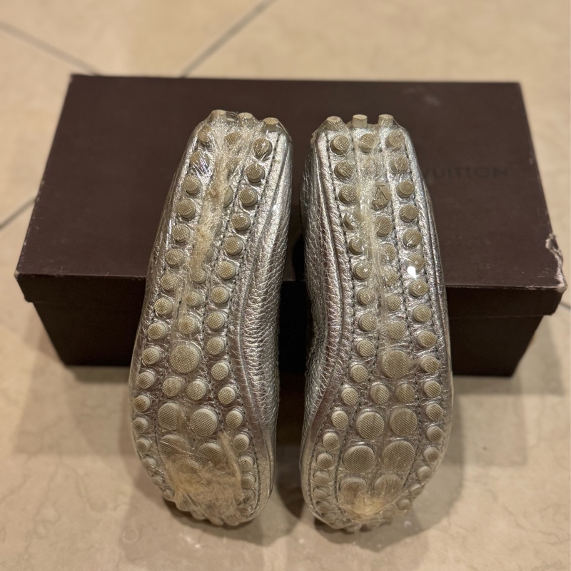 *LOUIS VUITTON 路易威登 銀色芭蕾舞鞋36-5