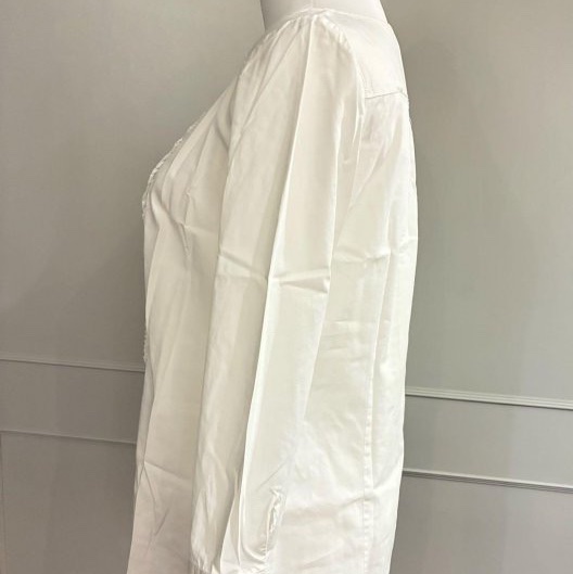 《新歡舊愛》正品Miu Miu 白色八分袖造型休閒上衣S-1