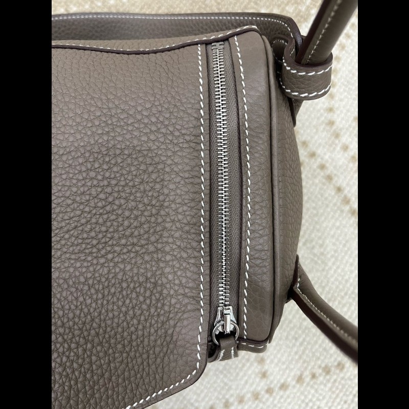 Hermes Lindy 26 
大象灰銀扣-12