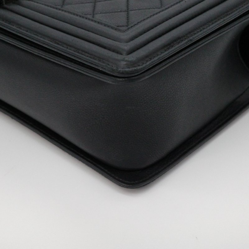 【CP 精選🌟小編推薦】Chanel 香奈兒 LeBoy 28 中型 黑色羊皮 菱格紋 做舊金屬 鏈帶包 斜跨包 單肩包-8