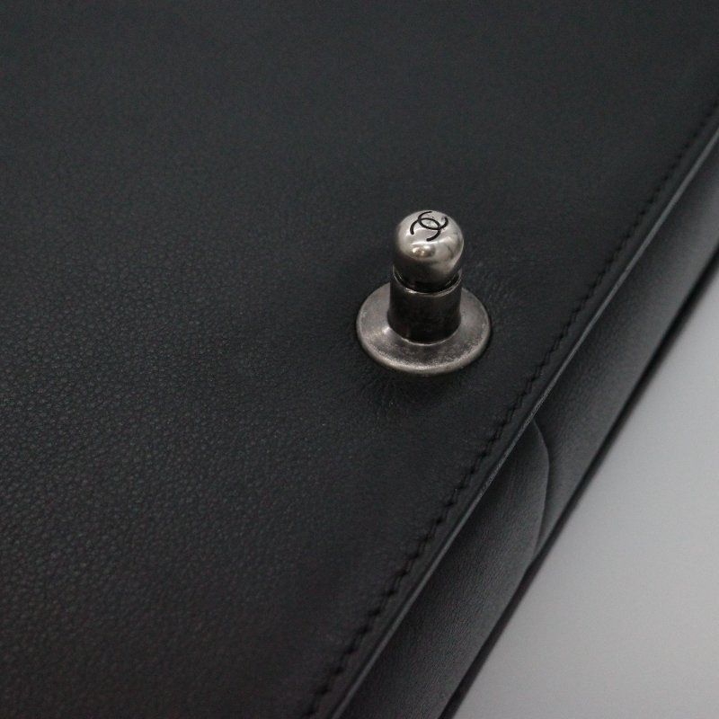 【CP 精選🌟小編推薦】Chanel 香奈兒 LeBoy 28 中型 黑色羊皮 菱格紋 做舊金屬 鏈帶包 斜跨包 單肩包-12