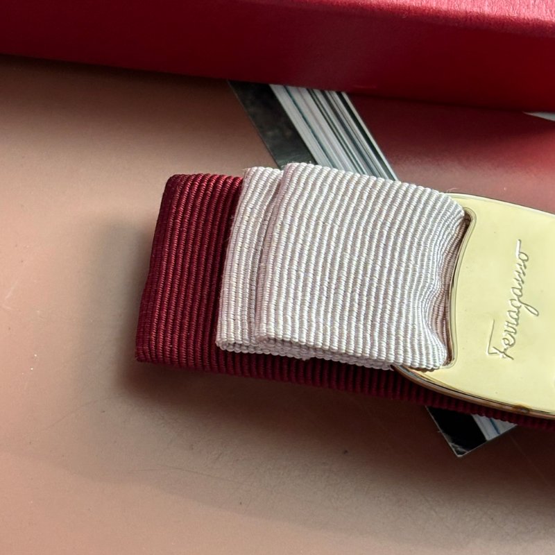 ::Salvatore Ferragamo:: 經典蝴蝶結造型 粉紅拼色銀釦 髮夾 髮飾-3