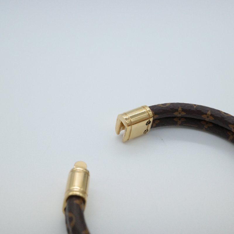 Louis Vuitton 路易威登 經典花紋 皮革 硬箱吊墜 手環-4