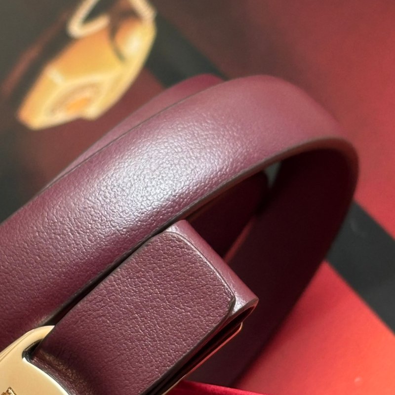 ::Salvatore Ferragamo:: 經典蝴蝶結飾 酒紅色皮革 腰帶 皮帶 女生 細版皮帶-2