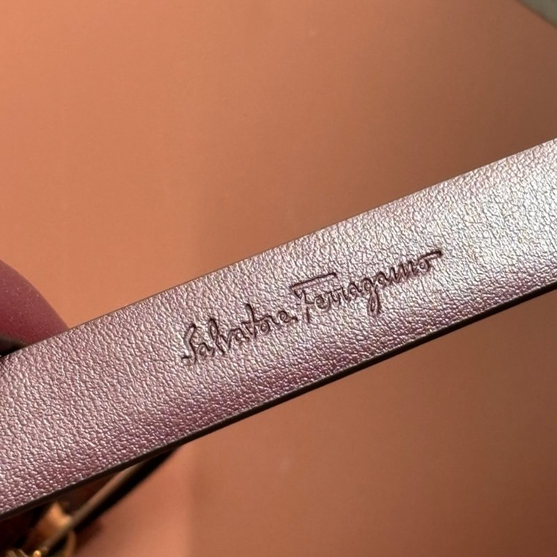 ::Salvatore Ferragamo:: 經典蝴蝶結飾 酒紅色皮革 腰帶 皮帶 女生 細版皮帶-10