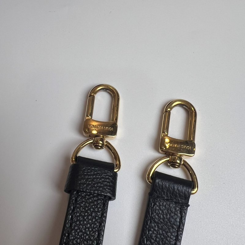 LV M45659/晶片款 ONTHEGO PM 黑壓紋托特包-9