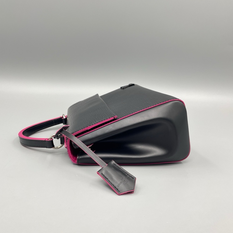 LV黑色水波紋克魯尼手提包-3