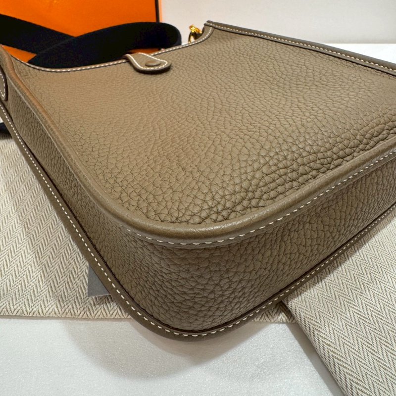 Hermès Evelyne 16 斜背包/側背包 9成新-5