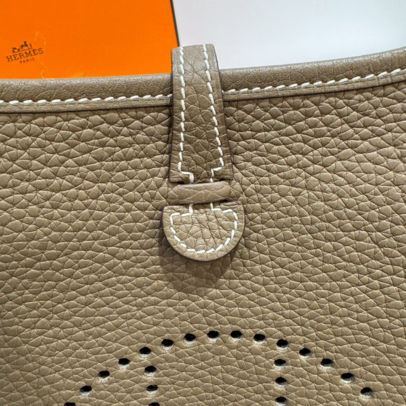Hermès Evelyne 16 斜背包/側背包 9成新-13