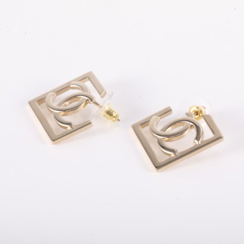 CHANEL 合金耳環耳環-1