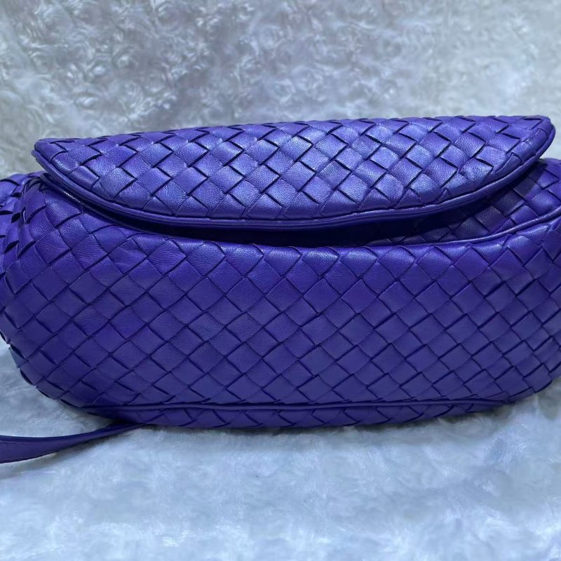 Bottega Veneta織紋皮革銀扣肩背包-1