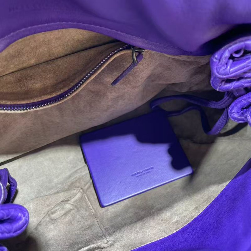 Bottega Veneta織紋皮革銀扣肩背包-4