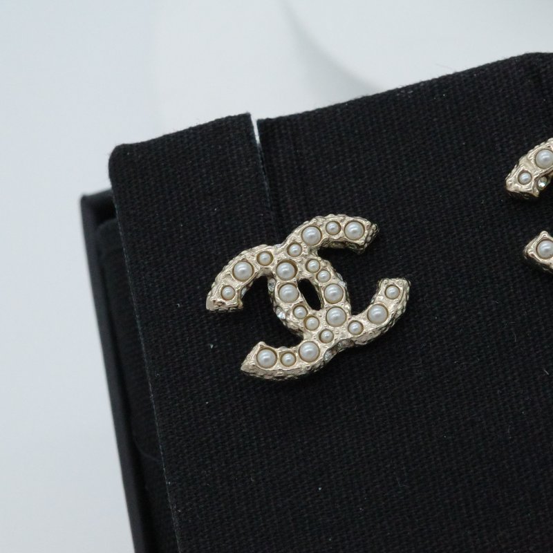 Chanel 香奈兒 珍珠 CC Logo 耳環 耳釘 耳墜-1