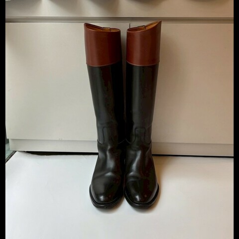 Hermes 咖邊黑皮革平底長靴