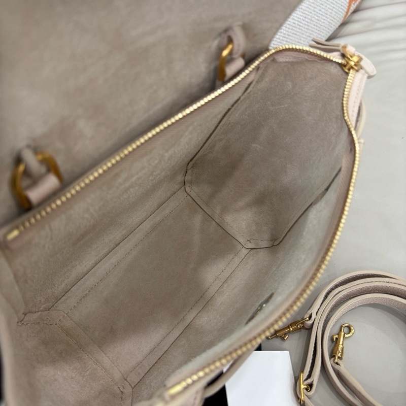 Celine 米色nano belt鯰魚包-8