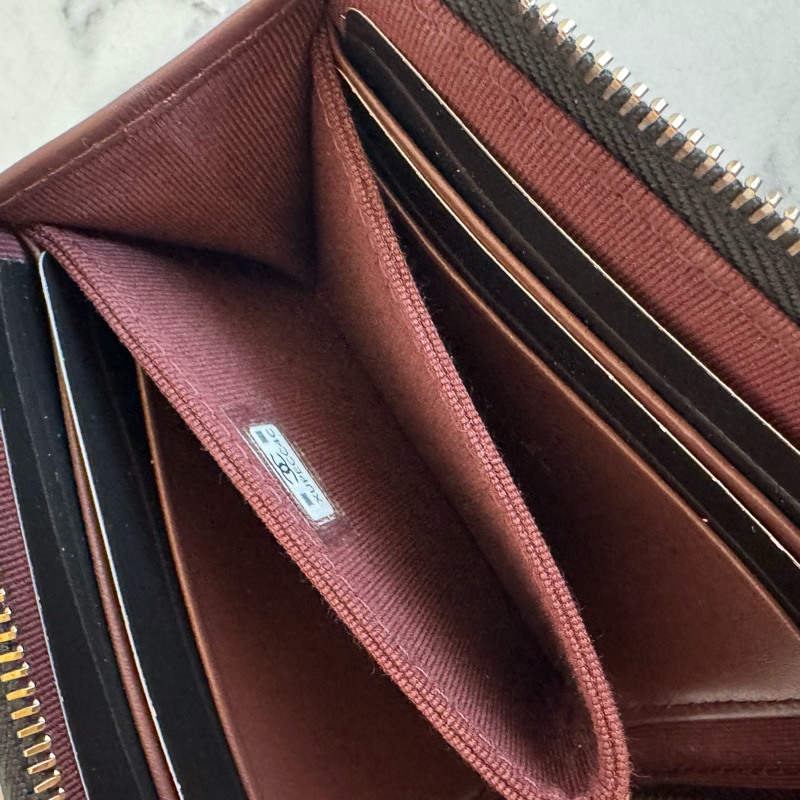 Chanel黑荔枝金雙C L型拉鏈零錢包-16