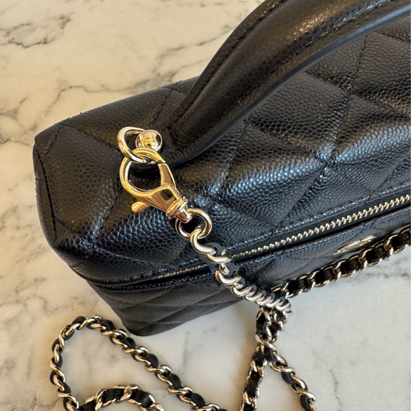 chanel黑荔枝金雙C飯盒手提兩用包-12