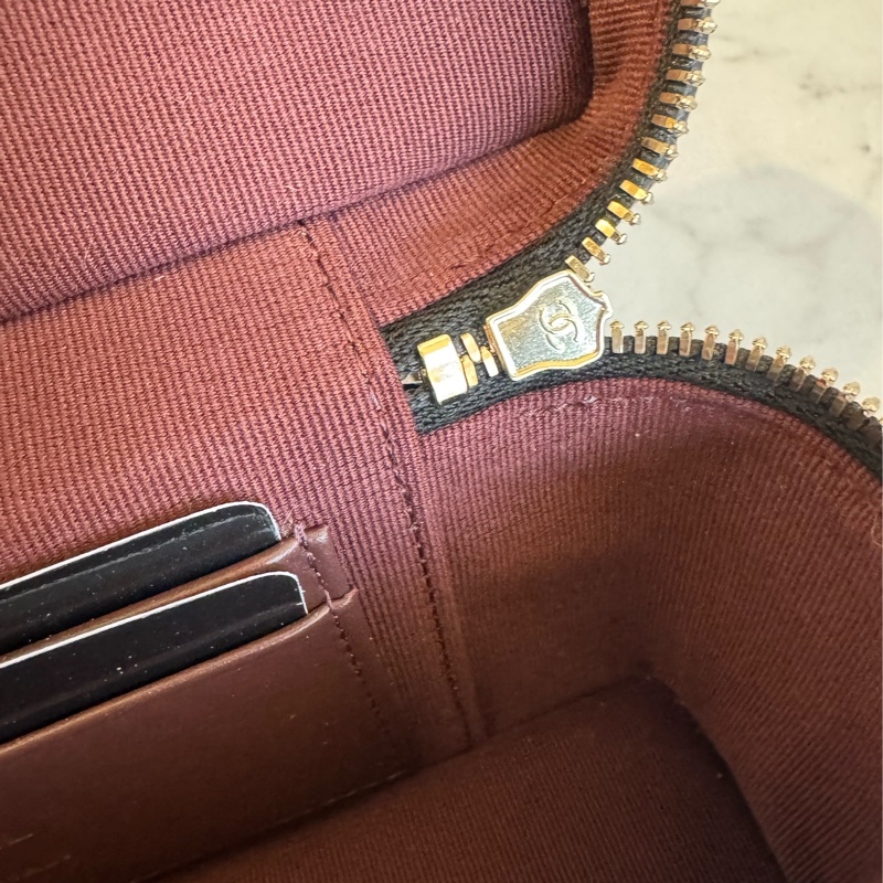 chanel黑荔枝金雙C飯盒手提兩用包-23