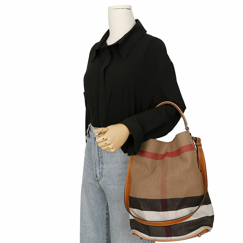 BURBERRY Ashby Hobo 中型手提單肩包 3945742-13