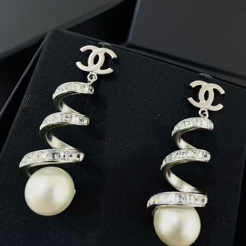 Chanel 中古銀色水鉆珍珠耳墜-1